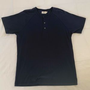 AG Henley in Dark Navy, size L